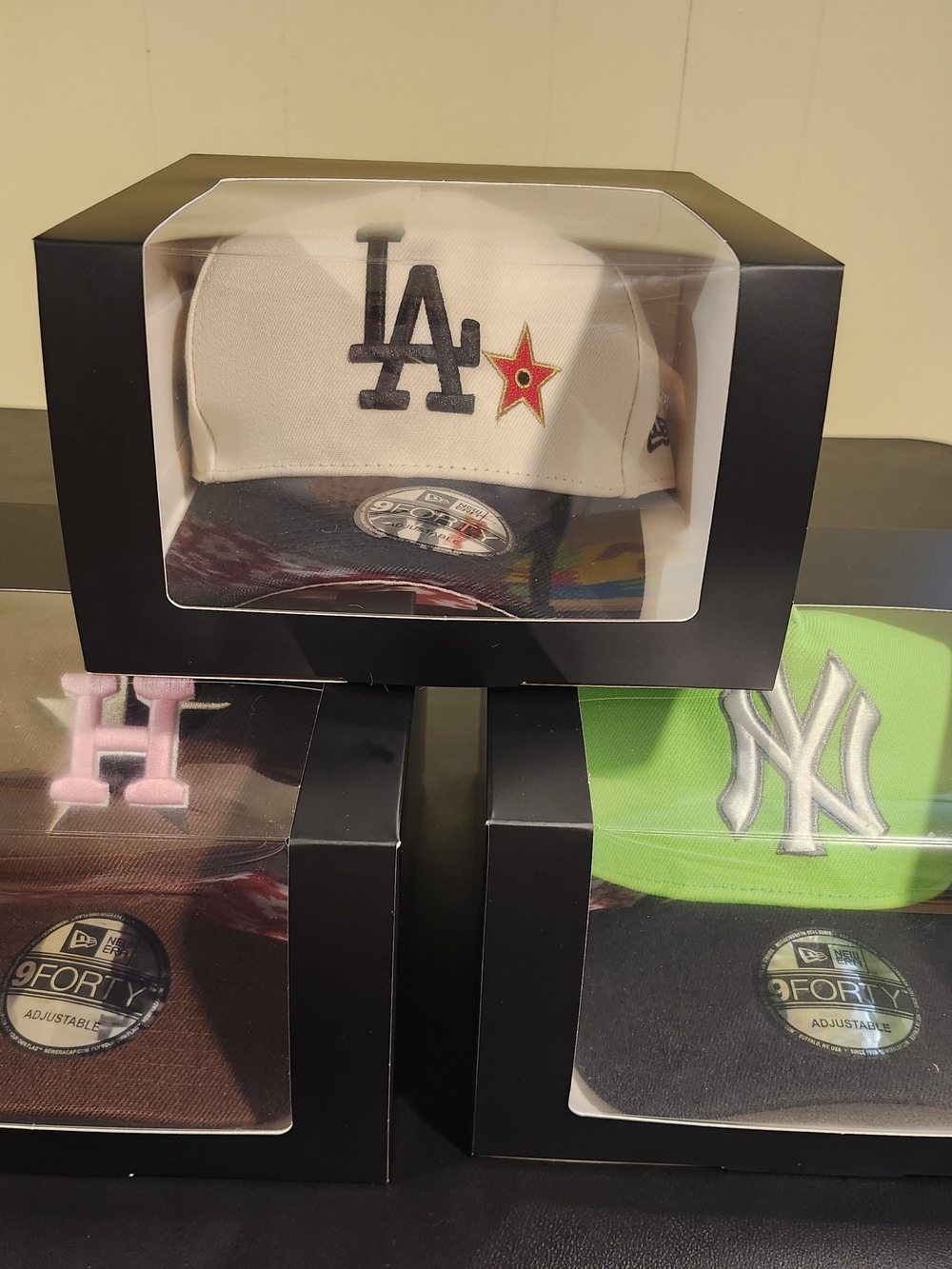 Los Angeles White & Black Embroidered Cap – Inspired Design